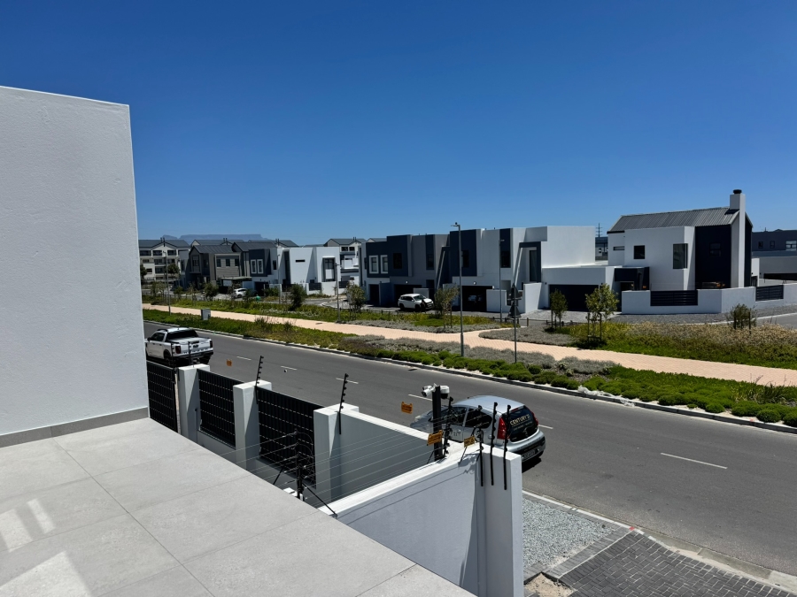 4 Bedroom Property for Sale in Sandown Western Cape